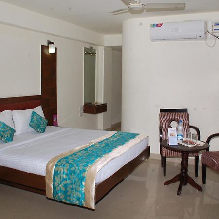 Angel Park Hotel Haïdarabad Extérieur photo