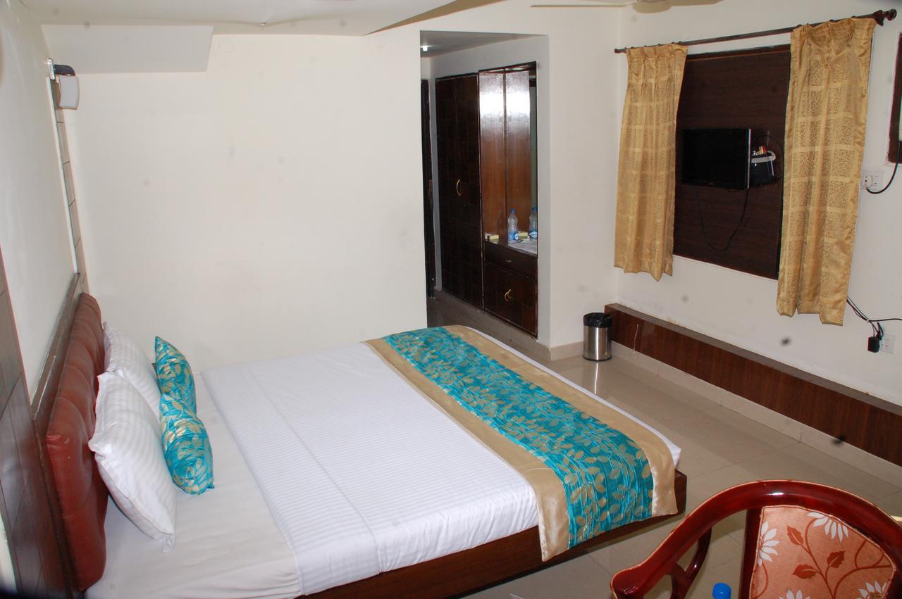 Angel Park Hotel Haïdarabad Extérieur photo